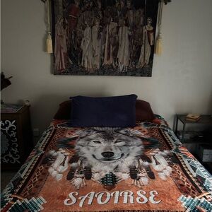 Wolf Design Blanket in Brown and Black